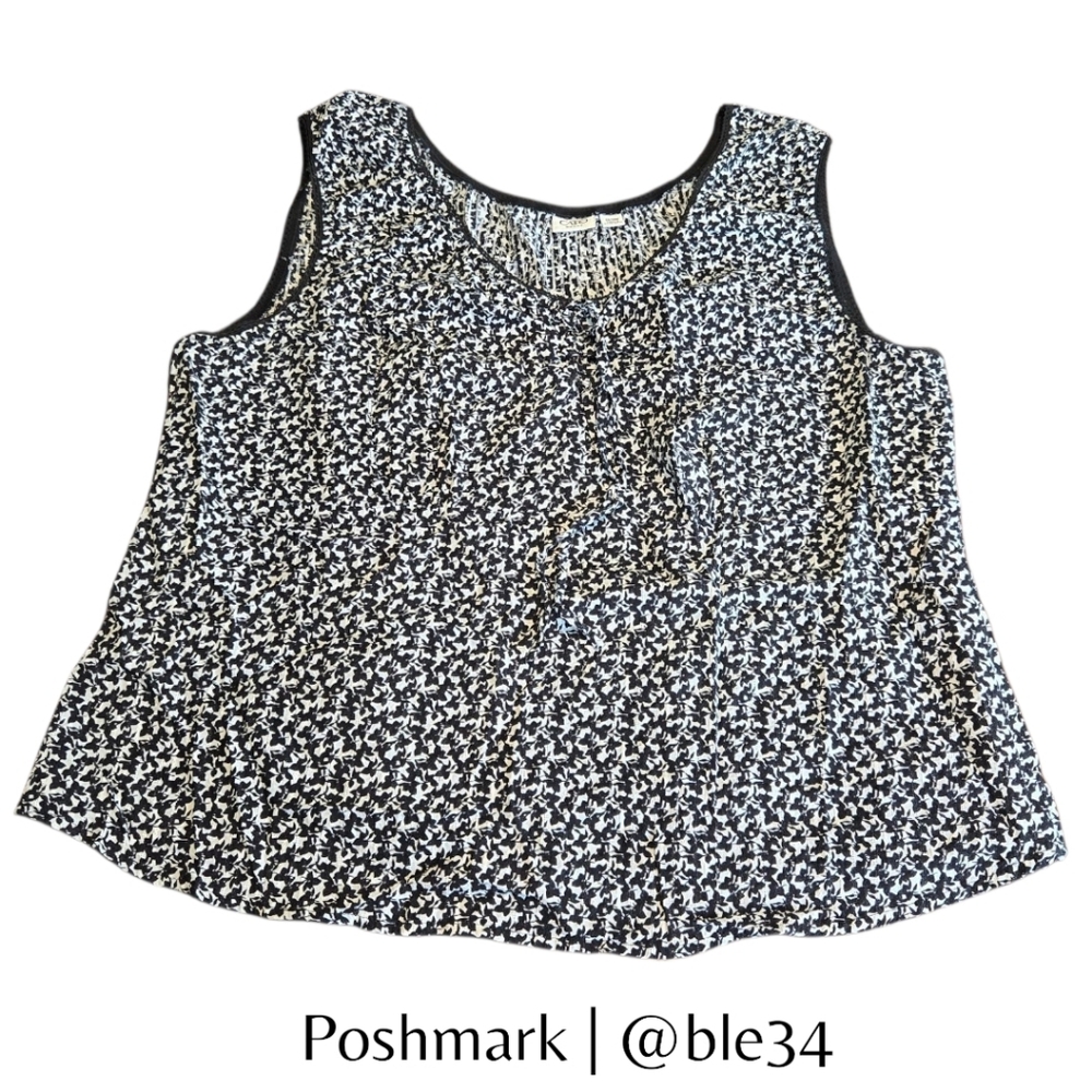 Cato 26/28W Sleeveless Floral Black & White Blouse Front Tie